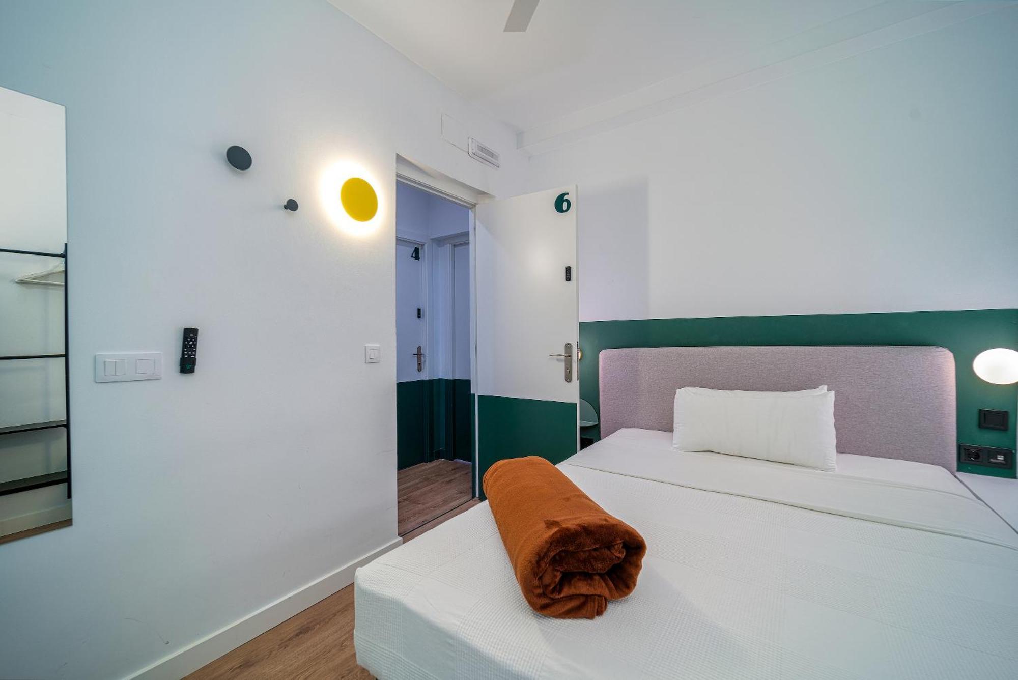 Hotel Angelitomad Madrid Exterior foto